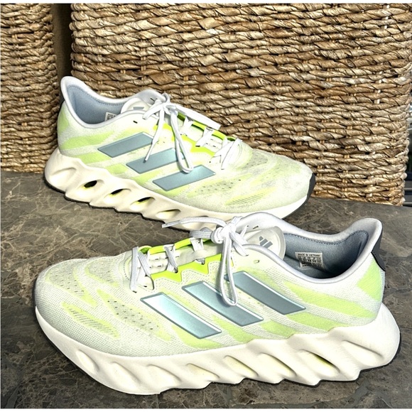 Adidas Switch FWD Running Shoes Men's 13 White Lucid Lemon Yellow FZ5621